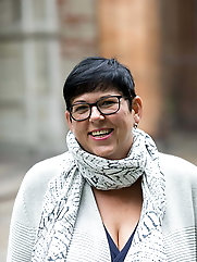 Granny needs my cum in her toooo