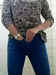 Spanish aged female loves a huge boner